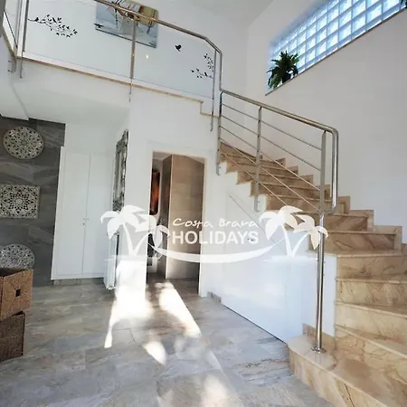 Costa Brava Holidays Mimosa Sea View And Luxe Villa Lloret de Mar