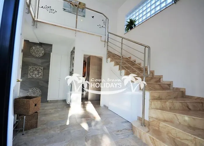 Costa Brava Holidays Mimosa Sea View And Luxe Villa Lloret de Mar